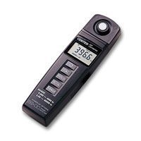 Center 337 Lux Meter